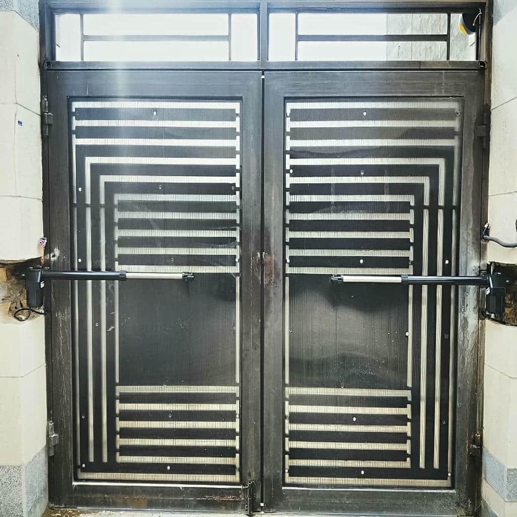 جک درب اتوماتیک با ریموت کنترل