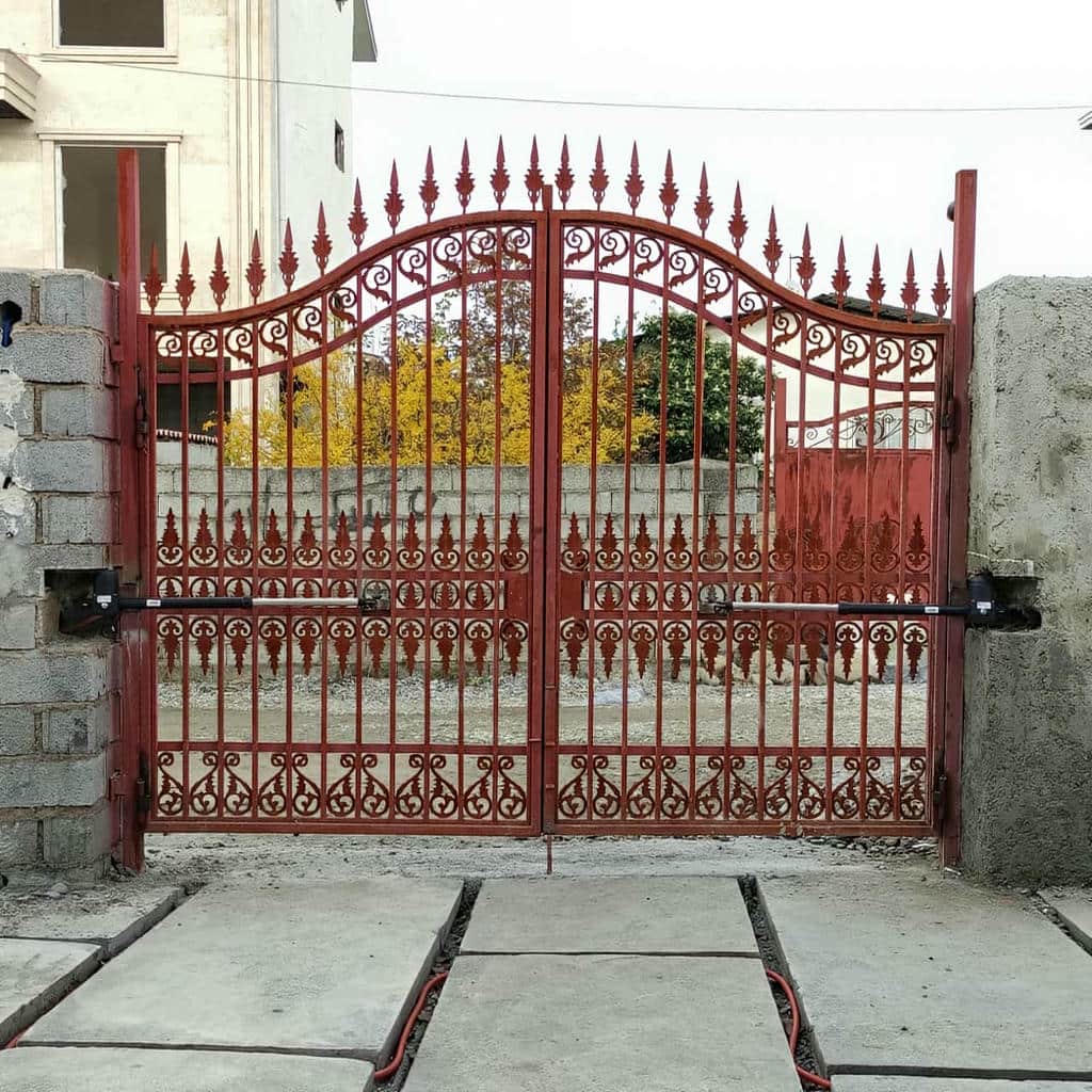موتور درب پارکینگ با بدنه مقاوم و طراحی کاربردی موتور درب پارکینگ با بدنه مقاوم و طراحی کاربردی