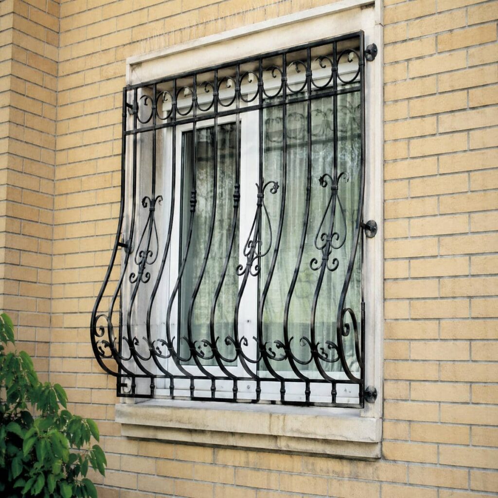گارد پنجره فرفورژه نمای داخلی